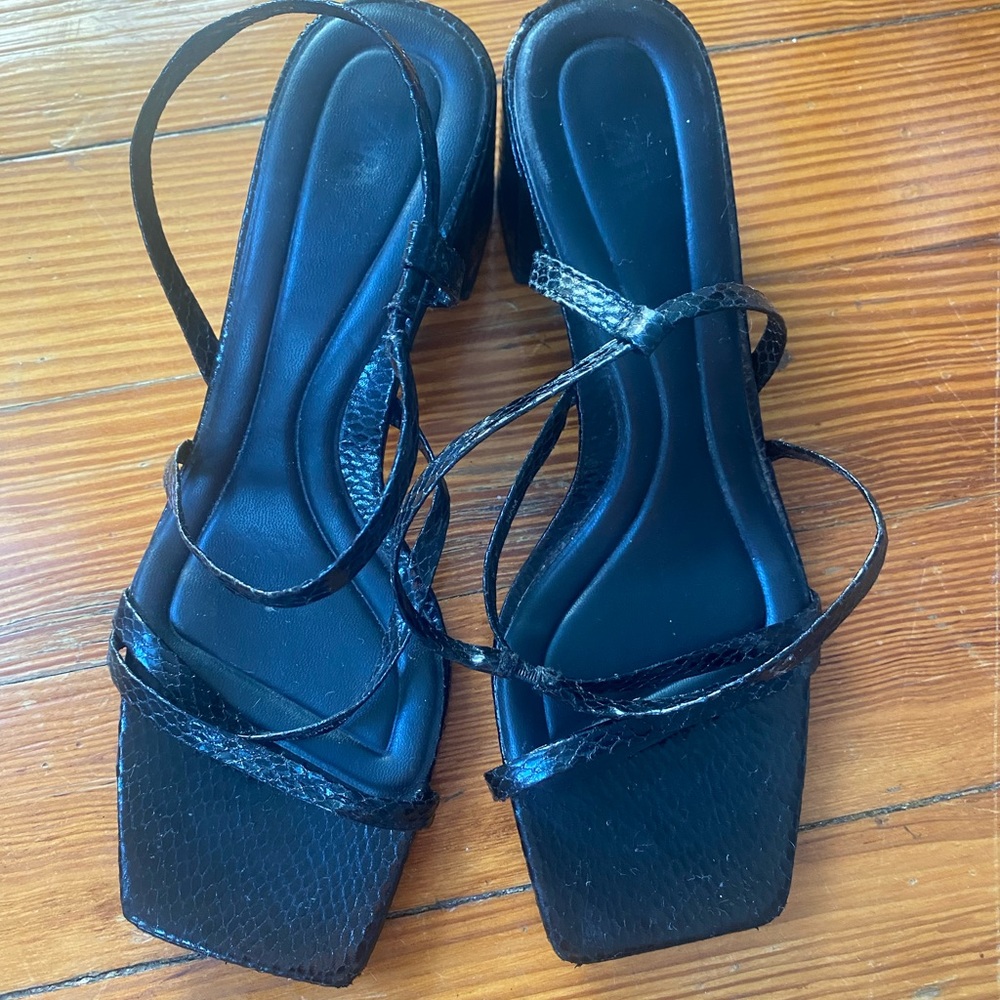 Zara kitten heels